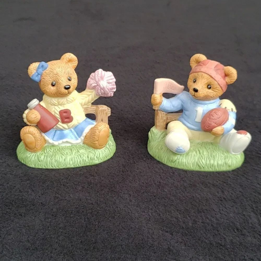 Vintage Homco Set of 2 Game-Day Bears Porcelain Figurines #14981-98